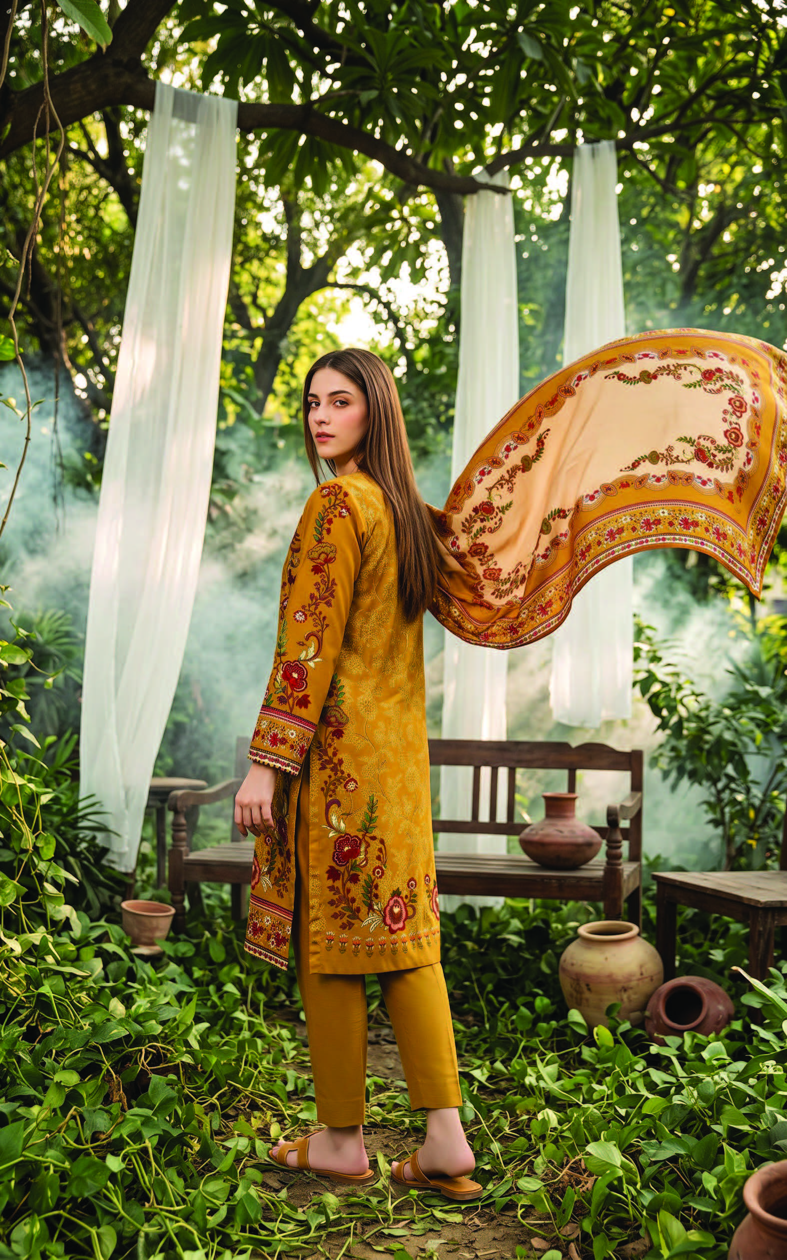 Salina Khaddar Vol 1 — Article 01 view 5