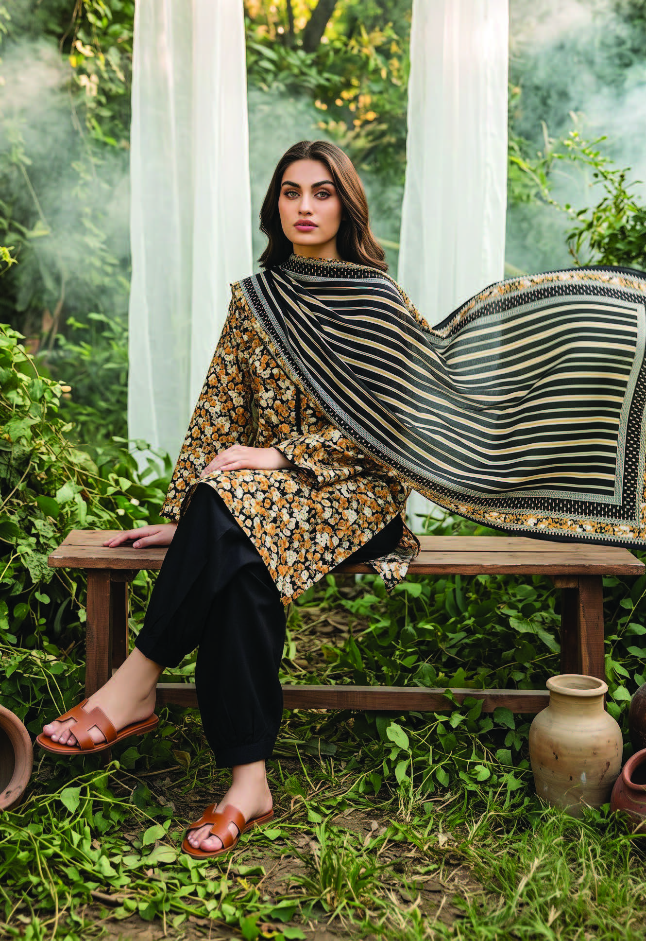 Salina Khaddar Vol 1 — Article 06 view 3