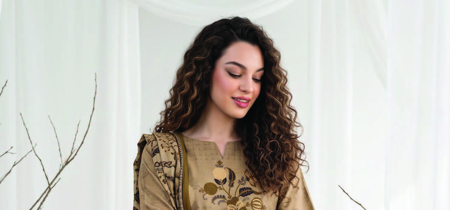 Salina Khaddar Vol 2 — Article 01 view 2