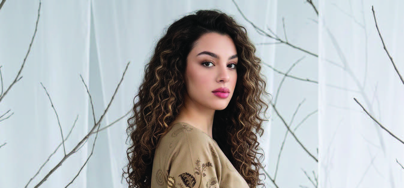 Salina Khaddar Vol 2 — Article 01 view 4
