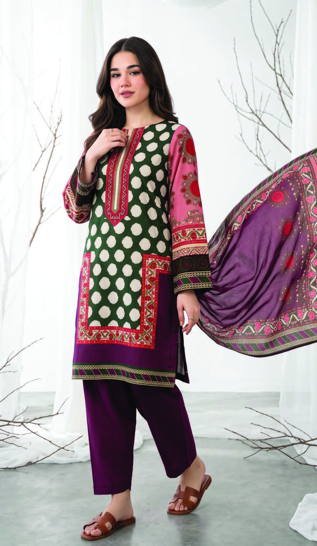 Salina Khaddar Vol 2 — Article 07 view 3
