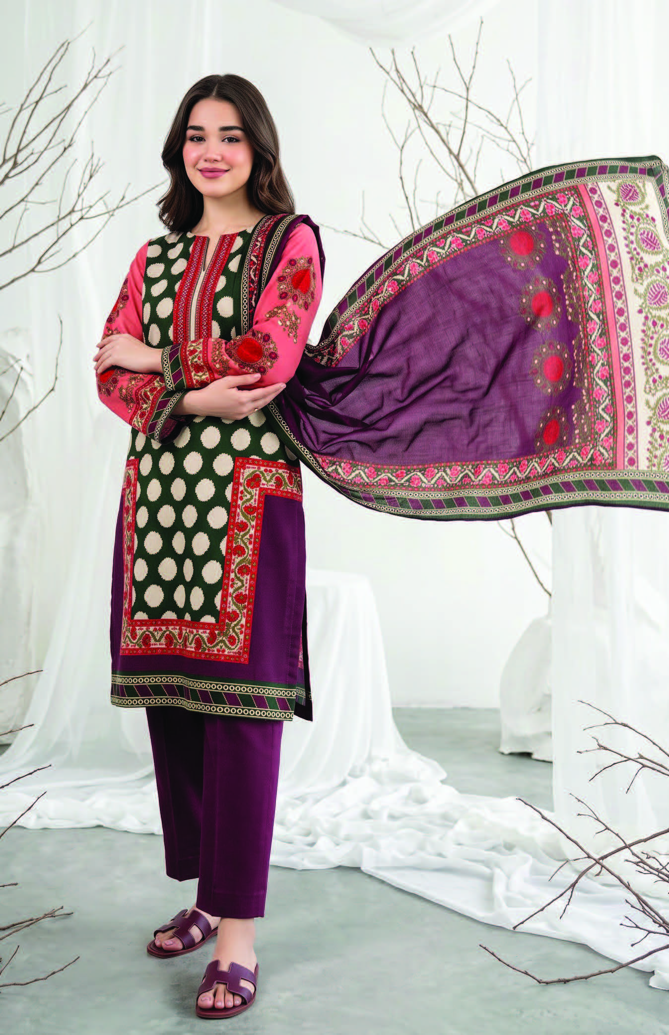 Salina Khaddar Vol 2 — Article 07 view 4