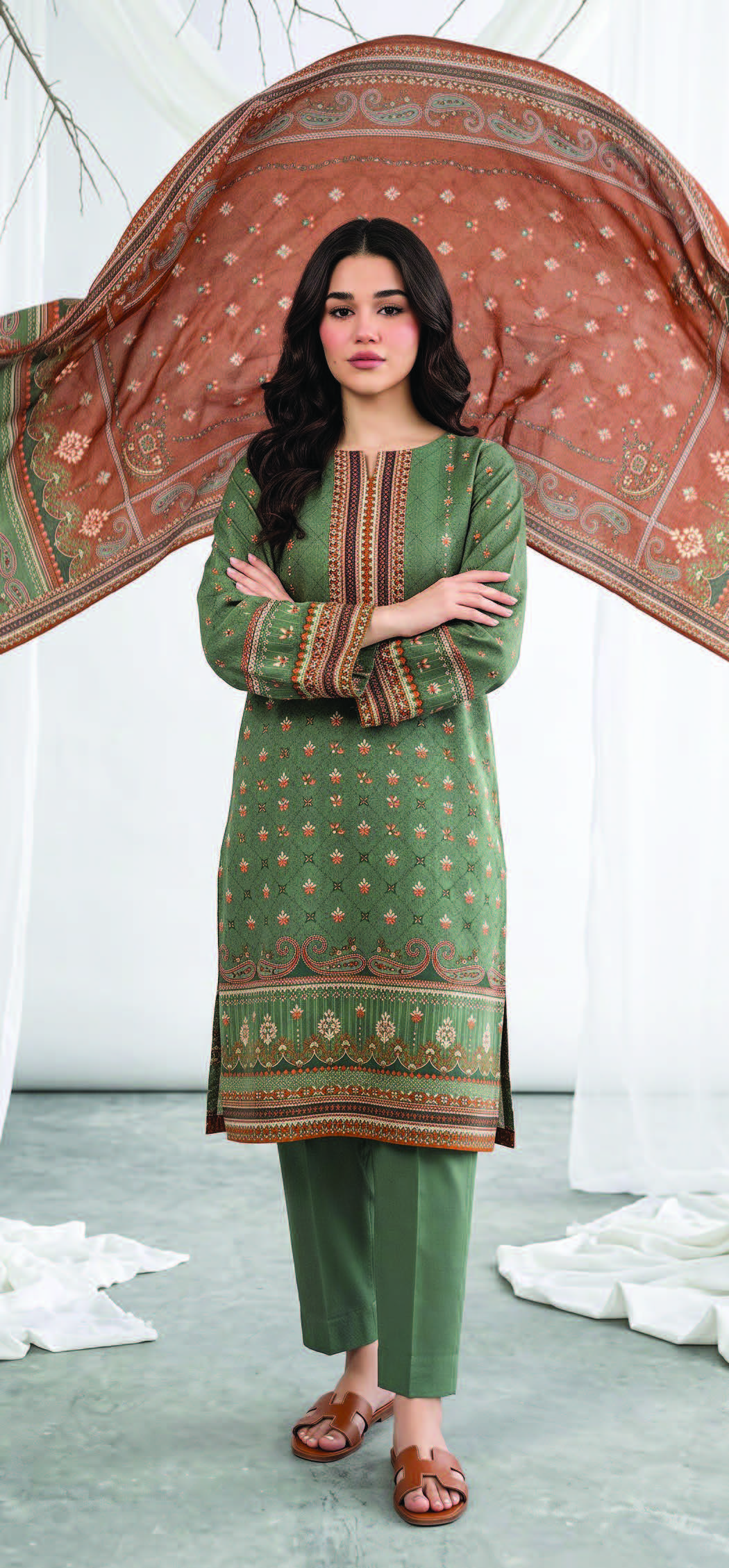 Salina Khaddar Vol 2 — Article 08 view 5